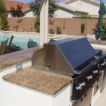 Grills, Fireplaces, & Mantles