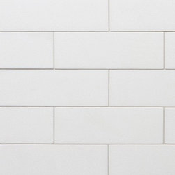 Jet Set Field in Thassos White - Tile