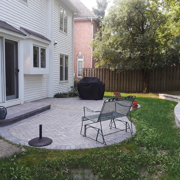 Belgard Paver Patio with Retaining Wall in Clarendon Hills, IL