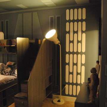 Star Wars: The Force Awakens Murals in a bedroom by Tom Taylor of Mural Art LLC
