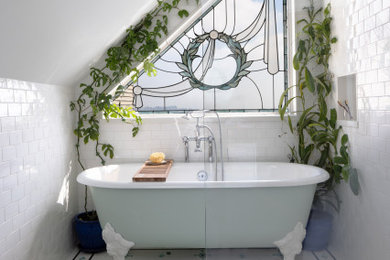Mid-sized eclectic bathroom photo in San Francisco