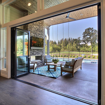 The Eagle's Peak : 2018 Parade of Homes