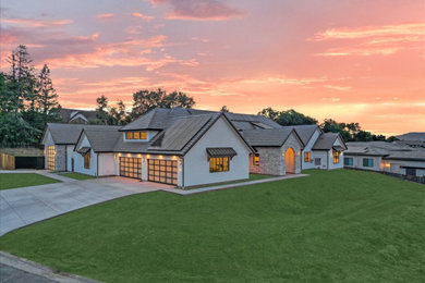 Traditional exterior home idea in Sacramento