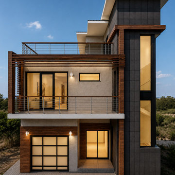 Modern Single-Family Residence – Exterior View