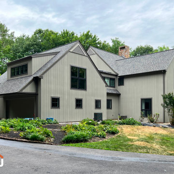 Modern Farmhouse - Intellectual Gray NuCedar Shiplap Siding