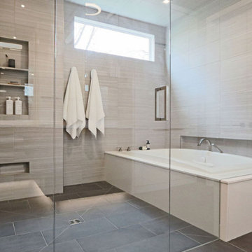 Spa-like Master Bathroom