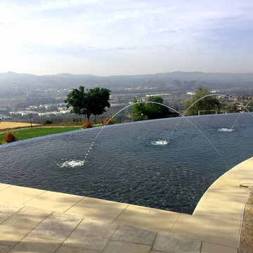 Vanishing Edge Pool