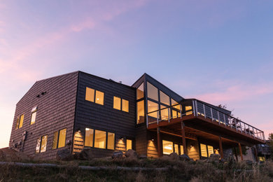 Inspiration for a contemporary exterior home remodel in Portland
