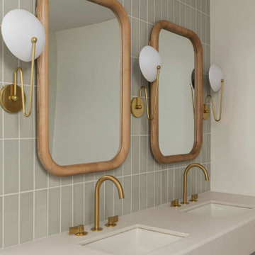 Rae Rockwell: The Looking Glass Essentials Bathroom
