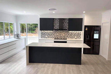 Design ideas for a kitchen in Sunshine Coast.
