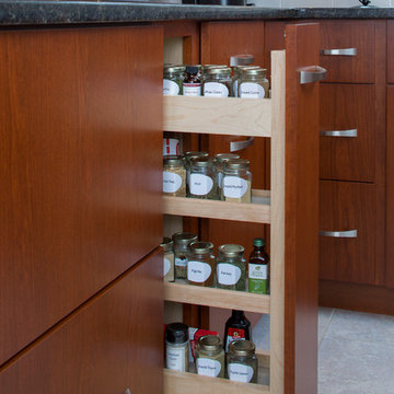 Grauer Transitional Kitchen