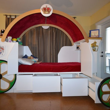 Triple Crown Bed