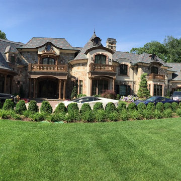 Franklin Lakes Residence