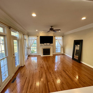 12537 Grey Fox Ln.