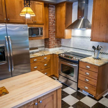 1920's Craftsman Bungalow Kitchen