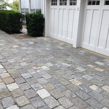 Jumbo cobblestone driveway