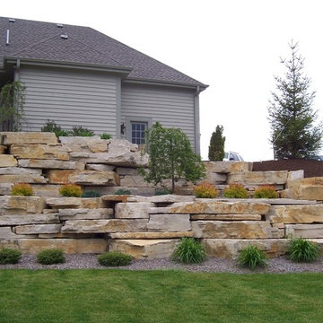 Landscape - Outcropping / Retaining Walls
