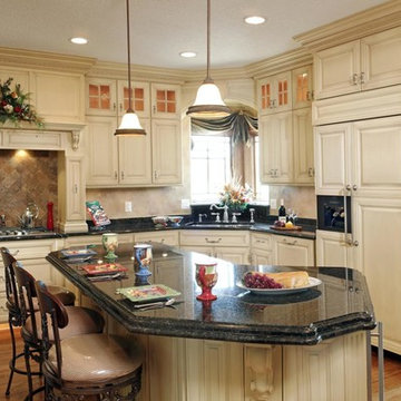 Kitchen Remodels done with Cabinet Refacing