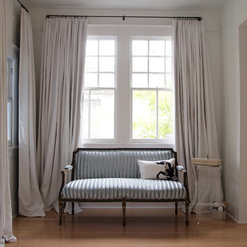 My Houzz: Gold Flourishes Accent a White Bungalow in New Orleans
