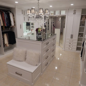 White Mirrored Walk In