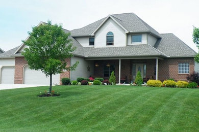 Exterior home photo in Cleveland