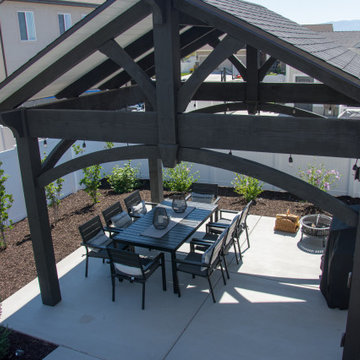 Black and White Pavilion Kit w/Wood-to-Wood Connections