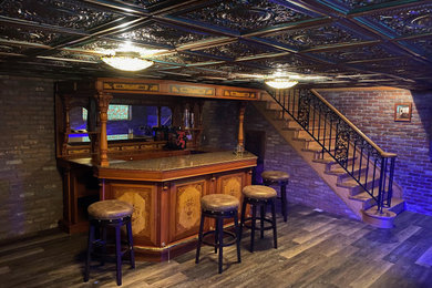Inspiration for a timeless home bar remodel in Las Vegas