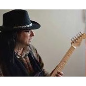 Eric Mark's photo
