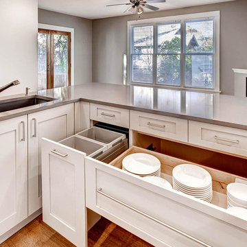 Contemporary Kitchen