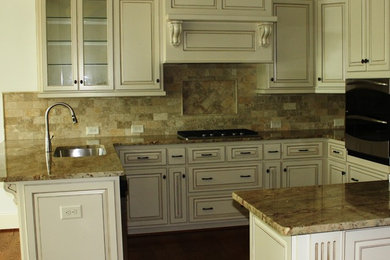 Cabinets & Kitchens