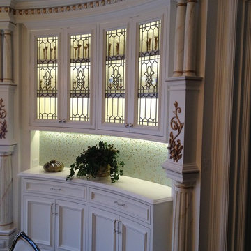 Curved cabinets
