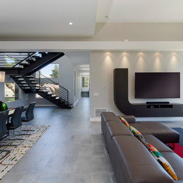 Sleek Elegance on Cliffside