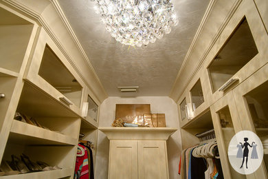 Inspiration for a traditional storage and wardrobe in Miami.