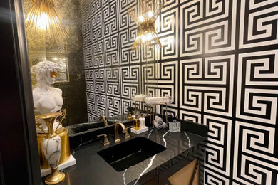 ヒューストンにあるトランジショナルスタイルのおしゃれなトイレ・洗面所の写真