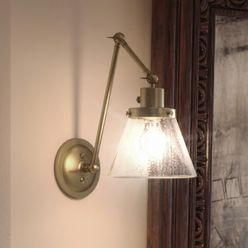 Luxury Traditional Wall Light, Olde Brass, UHP3332