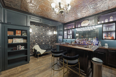 Ornate home bar photo in Cincinnati