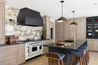 Transitional kitchen photo in Minneapolis
