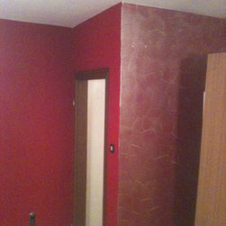 Bachelor flat - Stains And Varnishes