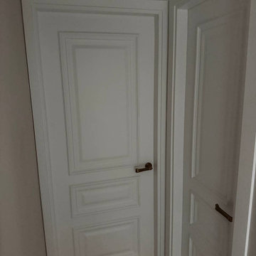 Royal collection White Enamel 9833