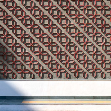 screen saver house highlights the play of shadow and colors