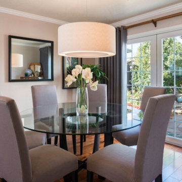 Beautiful Blend of Antiques and Contemporary Furnishings