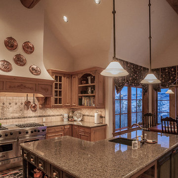 Bachelor Gulch log house