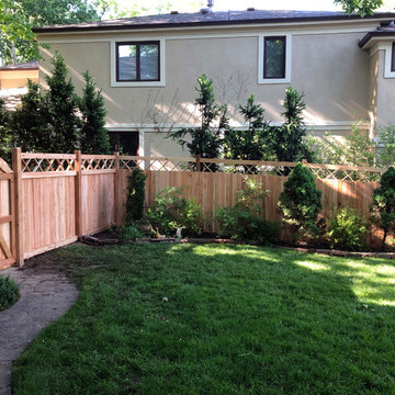 Cedar Privacy Fence with Decorative Lattice Top
