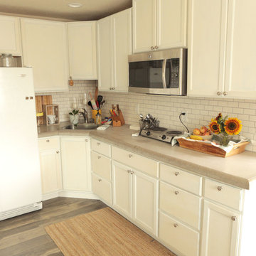 Apartment Kitchen & Bathroom counters