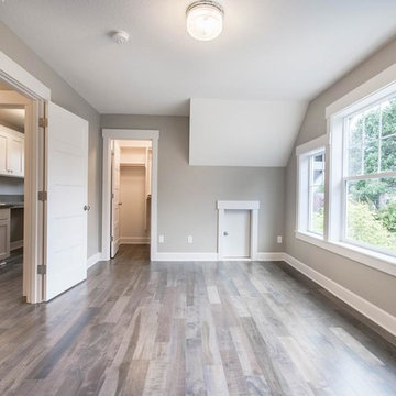 1212 SE Harney St Bedroom