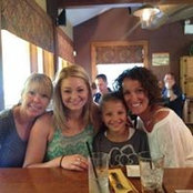 Mindy Taylor's photo