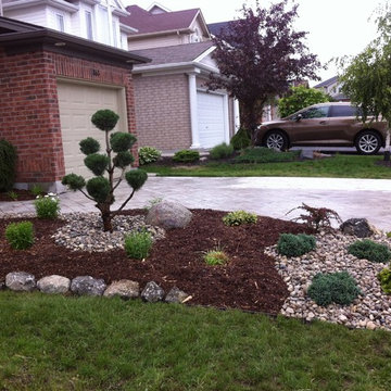Asian inspired front garden