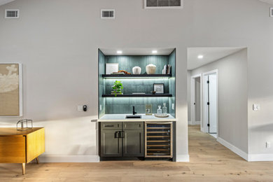 Example of a minimalist home bar design in Phoenix