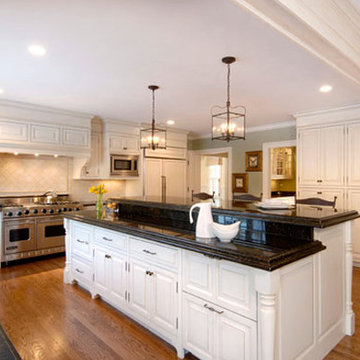 Custom/Semi Custom Cabinetry & Millwork