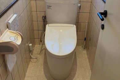 京都にあるおしゃれなトイレ・洗面所の写真